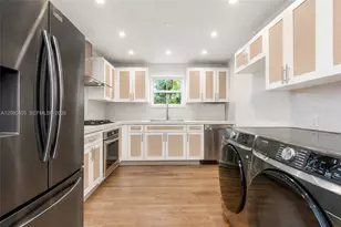 1324 Normandy Dr, Miami Beach, FL 33141 - Photo 7