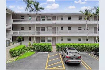 700 Layne Blvd #306, Hallandale Beach, FL 33009 - Photo 3