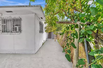 5800 NE 3rd Ave, Miami, FL 33137 - Photo 27