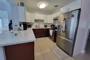 6930 SW 12th St, Pembroke Pines, FL 33023 - Photo 3