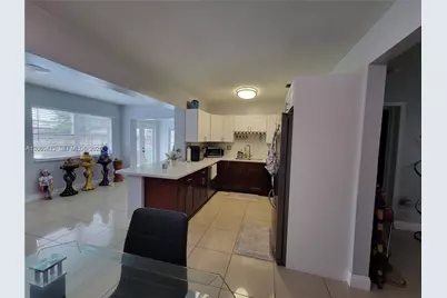 6930 SW 12th St #0, Pembroke Pines, FL 33023 - Photo 29