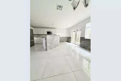 11612 NW 50th Ter #11612, Doral, FL 33178 - Photo 3