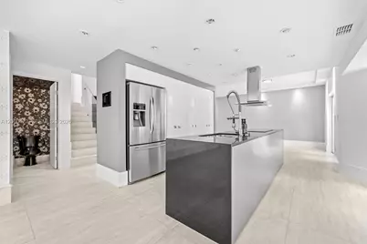 1830 Chucunantah Rd, Miami, FL 33133 - Photo 15