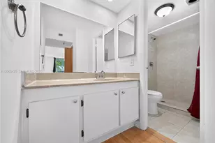 17890 W Dixie Hwy, North Miami Beach, FL 33160 - Photo 21