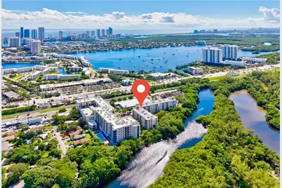 17890 W Dixie Hwy #203, North Miami Beach, FL 33160 - Photo 13