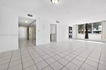17890 W Dixie Hwy #203, North Miami Beach, FL 33160 - Photo 7
