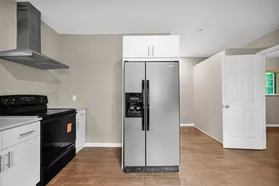 81 NW 41st St #., Miami, FL 33127 - Photo 5