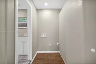 81 NW 41st St, Miami, FL 33127 - Photo 17