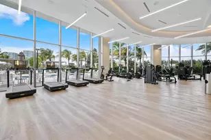2411 Laguna Cir, Miami, FL 33181 - Photo 53