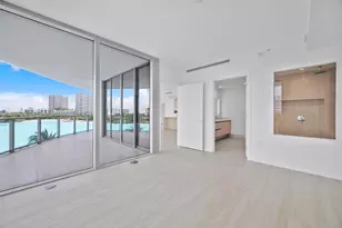 2411 Laguna Cir, Miami, FL 33181 - Photo 29