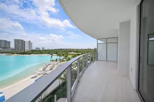 2411 Laguna Cir, Miami, FL 33181 - Photo 39