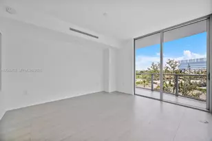 2411 Laguna Cir, Miami, FL 33181 - Photo 27