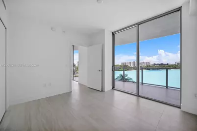 2411 Laguna Circle #306, Miami, FL 33181 - Photo 21