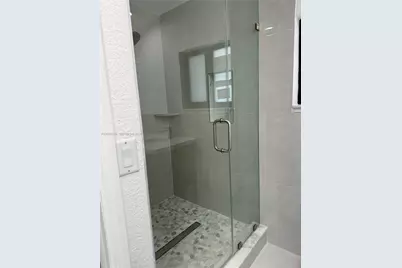 1210 NW 123rd St, North Miami, FL 33167 - Photo 15