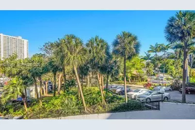 200 E Leslie Dr #329, Hallandale Beach, FL 33009 - Photo 13