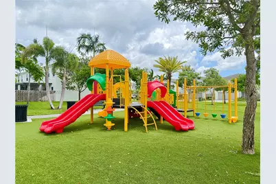 2685 SE 13th Ct, Homestead, FL 33035 - Photo 23