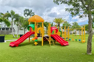 2685 SE 13th Ct, Homestead, FL 33035 - Photo 23