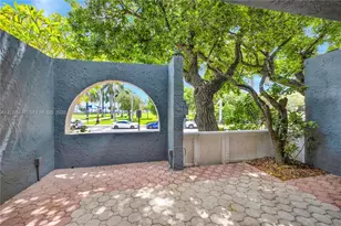 3808 NE 6th Ave, Miami, FL 33137 - Photo 27