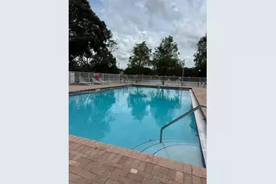 3680 N 56th Ave #823, Hollywood, FL 33021 - Photo 9