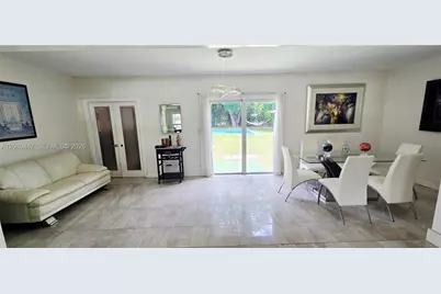 935 NE 149th St, Miami, FL 33161 - Photo 7
