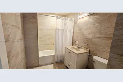 935 NE 149th St, Miami, FL 33161 - Photo 19