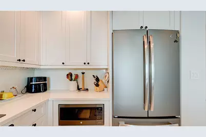 315 NE 3rd Ave #1908, Fort Lauderdale, FL 33301 - Photo 11