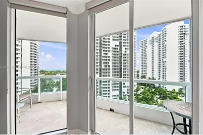 21205 Yacht Club Dr #1502, Aventura, FL 33180 - Photo 19
