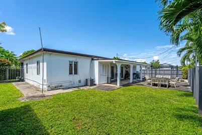 400 Central Blvd, Miami, FL 33144 - Photo 31