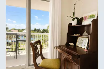 1069 Hillsboro Mile #206, Hillsboro Beach, FL 33062 - Photo 9
