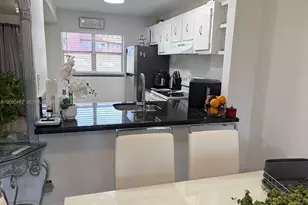 8814 W McNab Rd, Tamarac, FL 33321 - Photo 9