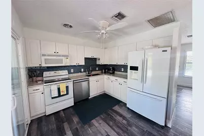 1020 S 14th Ct #1, Lantana, FL 33462 - Photo 7