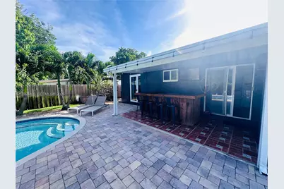1020 S 14th Ct #1, Lantana, FL 33462 - Photo 5