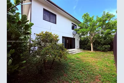 1163 NW 2nd St, Florida City, FL 33034 - Photo 7