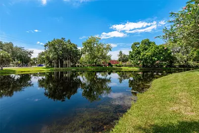 9204 S Chelsea Dr S, Plantation, FL 33324 - Photo 29