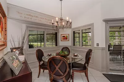 9204 S Chelsea Dr S, Plantation, FL 33324 - Photo 7