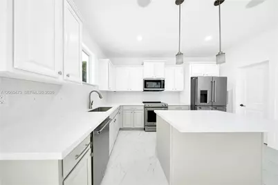 21101 SW 132nd Ct, Miami, FL 33177 - Photo 15