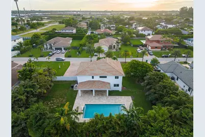 21101 SW 132nd Ct, Miami, FL 33177 - Photo 71
