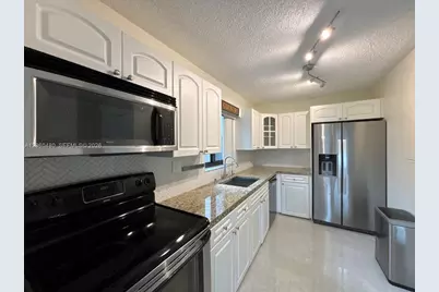 6900 NW 169th St #137G, Hialeah, FL 33015 - Photo 15