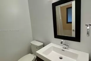 6900 NW 169th St, Hialeah, FL 33015 - Photo 43