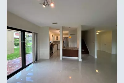 6900 NW 169th St #137G, Hialeah, FL 33015 - Photo 7
