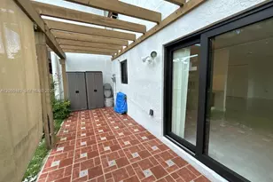 6900 NW 169th St, Hialeah, FL 33015 - Photo 23
