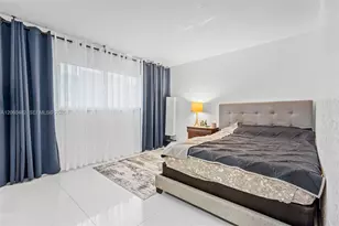 301 NE 14th Ave, Hallandale Beach, FL 33009 - Photo 7