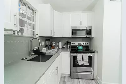 626 NE 4th Ct, Hallandale Beach, FL 33009 - Photo 11