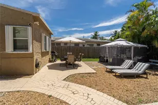 626 NE 4th Ct., Hallandale Beach, FL 33009 - Photo 3