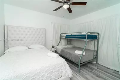 626 NE 4th Ct, Hallandale Beach, FL 33009 - Photo 13