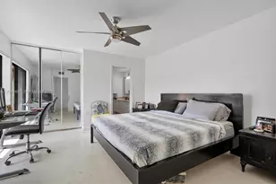 839 Blue Ridge Cir, West Palm Beach, FL 33409 - Photo 15