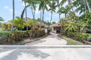 839 Blue Ridge Cir, West Palm Beach, FL 33409 - Photo 33
