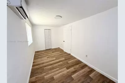 2160 NW 29th St #6, Oakland Park, FL 33311 - Photo 9