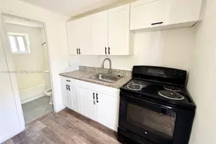2160 NW 29th St, Oakland Park, FL 33311 - Photo 3