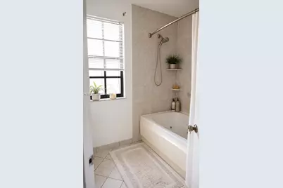 8951 W Sunrise Blvd, Plantation, FL 33322 - Photo 11